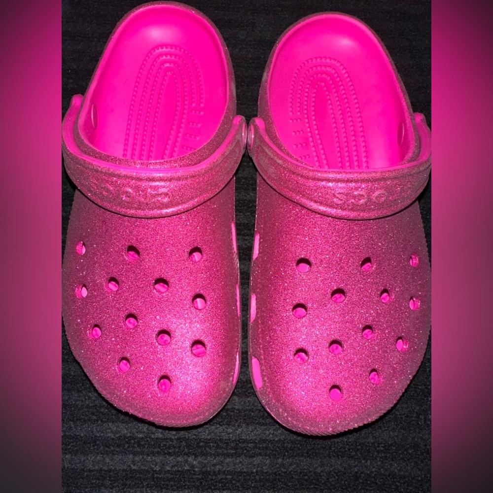 Pink Glitter Crocs Sz 7M/9W. NWT